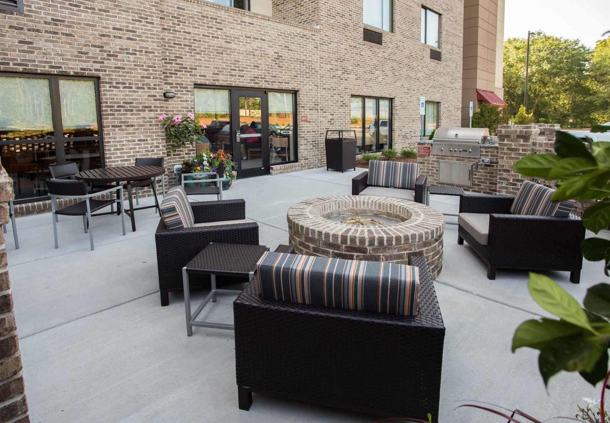 Towneplace Suites By Marriott Southern Pines Aberdeen Exterior foto